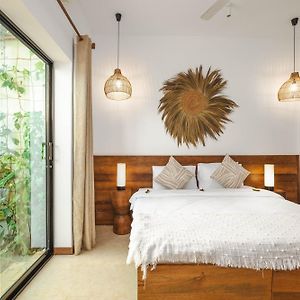 King Room Garden View